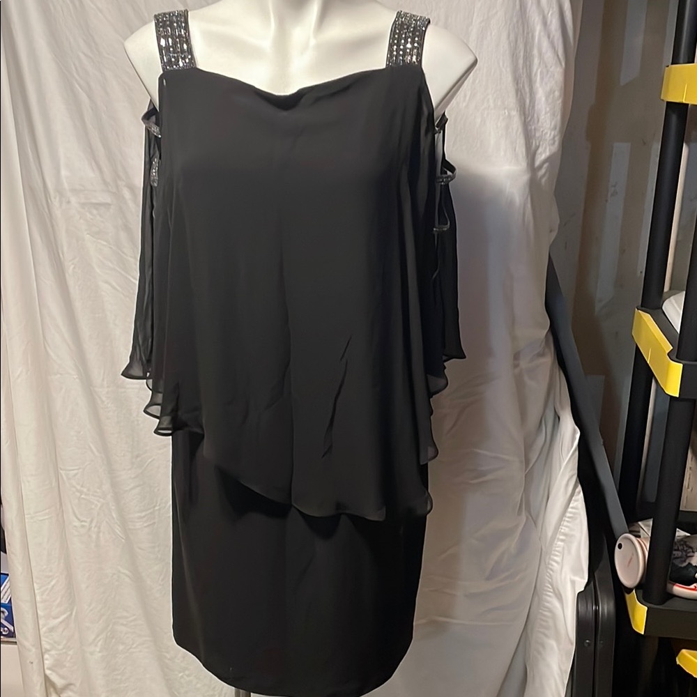 Roz & Ali Black Cold Shoulder Dress